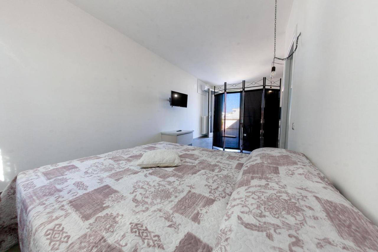 Aestatisdomus Aparthotel Uggiano la Chiesa Kültér fotó